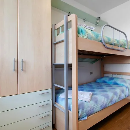 San Zeno S P House Apartmán *